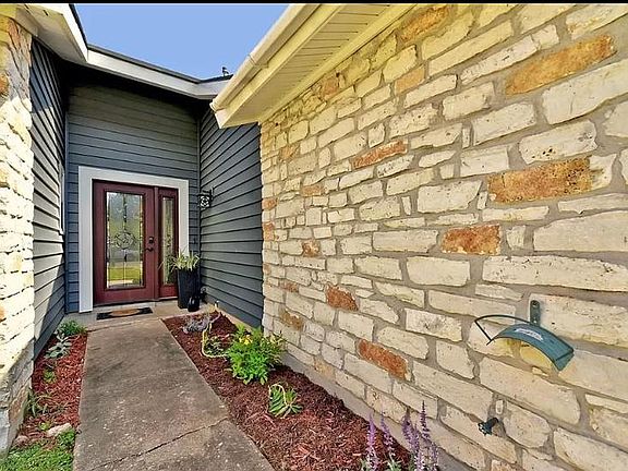 3rd image of 3312 Western Dr