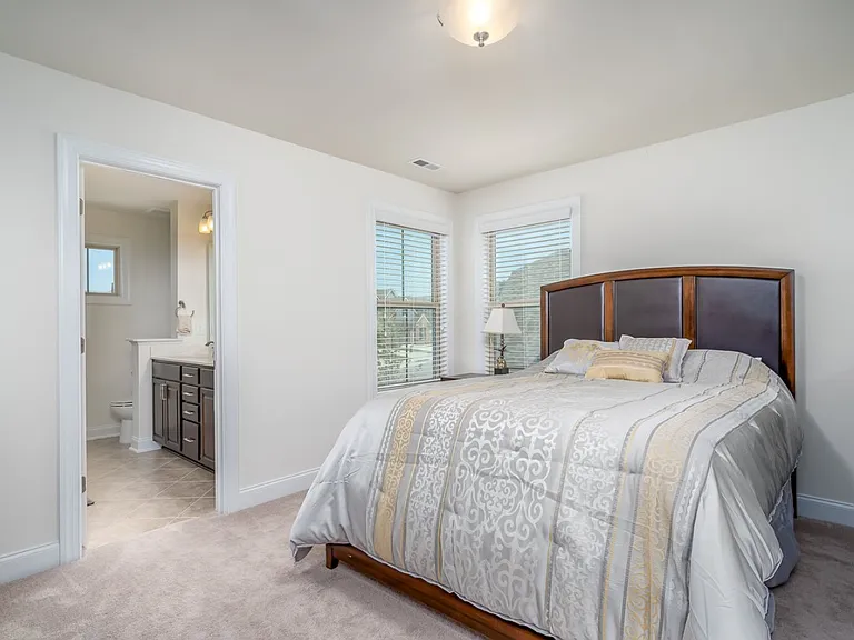 1405 Catch Fly Ln — Photo 20