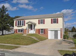 1017 Bradford Dr, Williamstown, NJ 08094