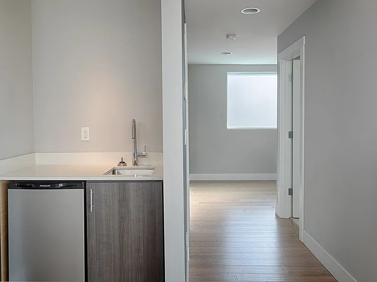5028 Puget Blvd SW — Photo 36