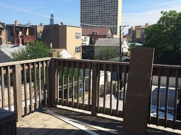 1301 N Ashland Ave, Chicago, IL 60622