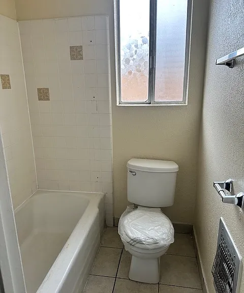 Del Rosa Palms Apartments — Photo 9