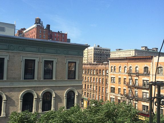 3rd image of 175 W 81st St APT 5E