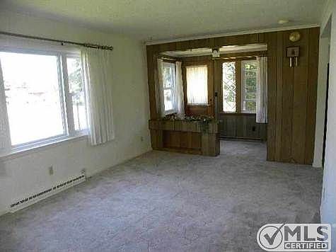 3rd image of 303 W D St