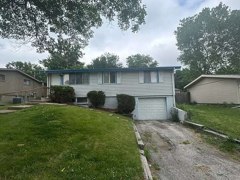 6904 NW 78th St — Photo 36