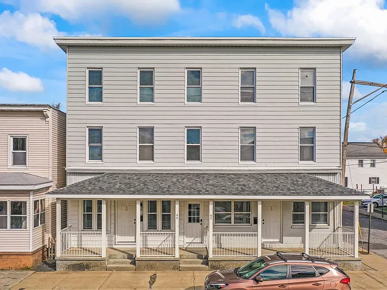 42-44 Saratoga Ave — Photo 8