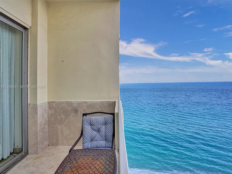 3180 S Ocean Dr #1709 — Photo 23