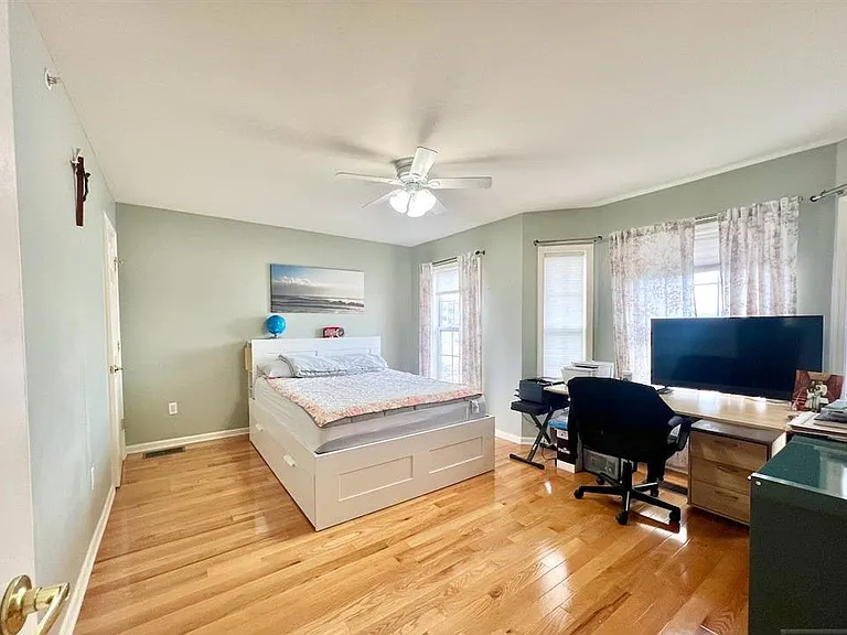 200 Dey St #283 — Photo 19