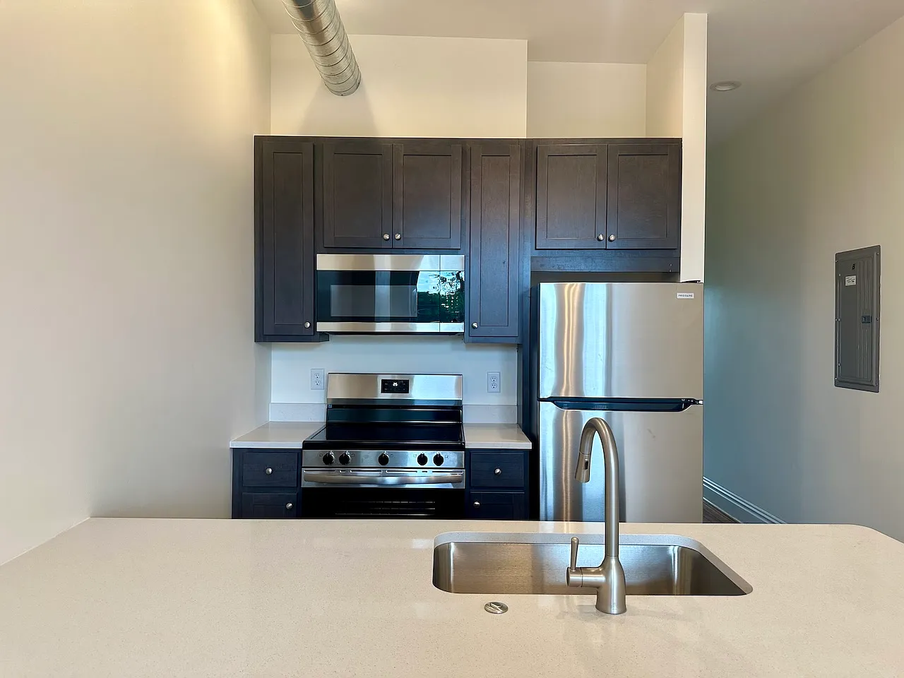 1 bed, $925 — Photo 3