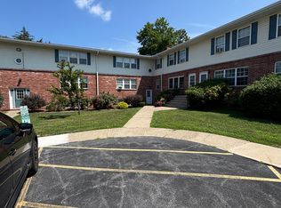 19 Huguenot St APT 3, New Paltz, NY 12561