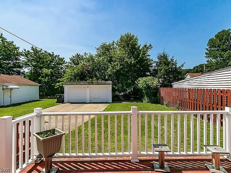 5601 Stickney Ave #UP — Photo 3
