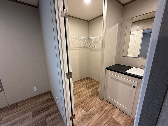 5th image of 245 Dawn Dr #245