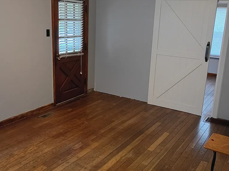 1402 N Main Ave — Photo 15