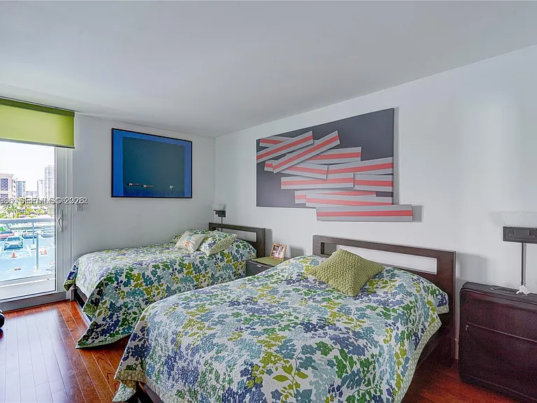 100 Bayview Dr #428 — Photo 18