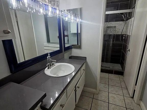 2nd image of 628 Daisy Ave APT 204