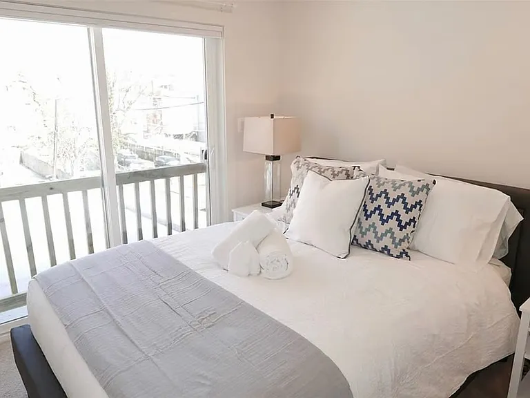 843 Upshur St NW #301 — Photo 14