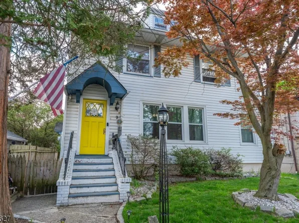 9 Orchard St, Clifton City, NJ 07013