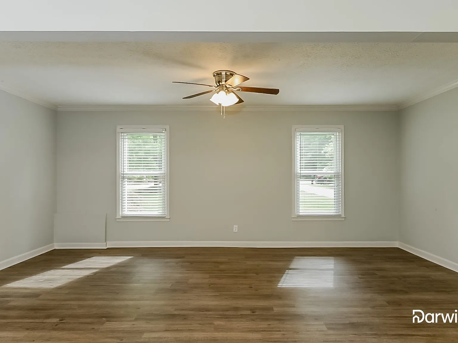 4 bed, 2.5 bath, 2365 sqft, $2,395 — Photo 4