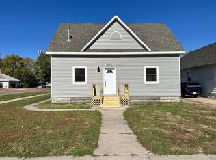 803 W 5th St, North Platte, NE 69101