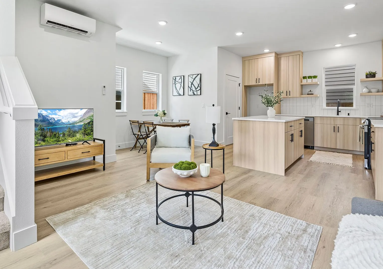 Modern South Portland Living | Beautifully Designed Home in a Prime Location - Available Now! — Photo 3