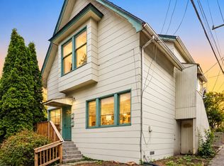 1717 E Thomas Street, Seattle, WA 98112