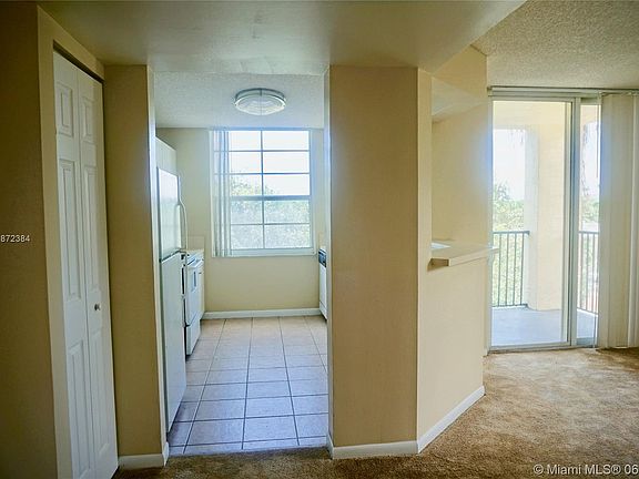 4th image of 520 SE 5th Ave APT 1503
