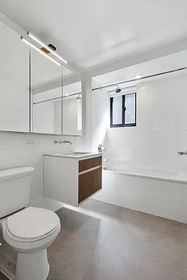 Rented by Greystar | media 5