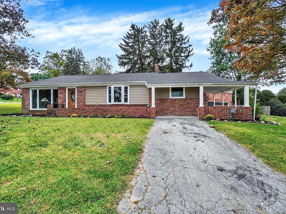 1st image of 1000 Sundale Dr