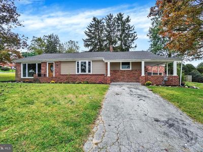 1000 Sundale Dr, York, PA, 17402