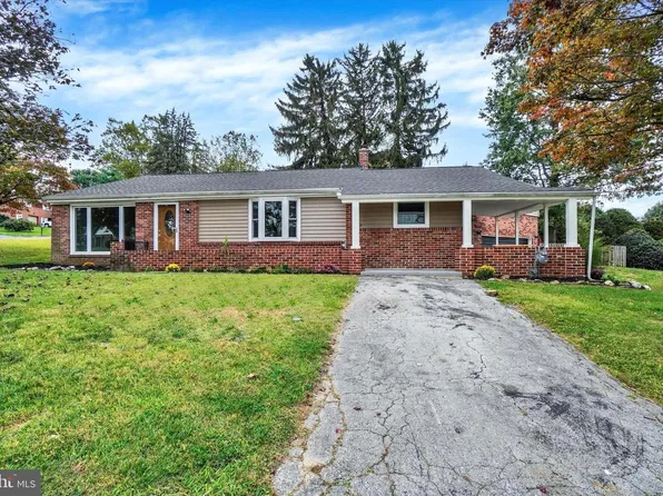 1000 Sundale Dr, York, PA 17402