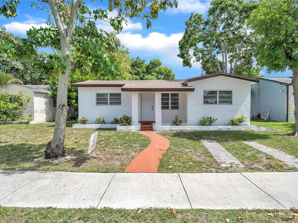 2814 Mayo St, Hollywood, FL 33020
