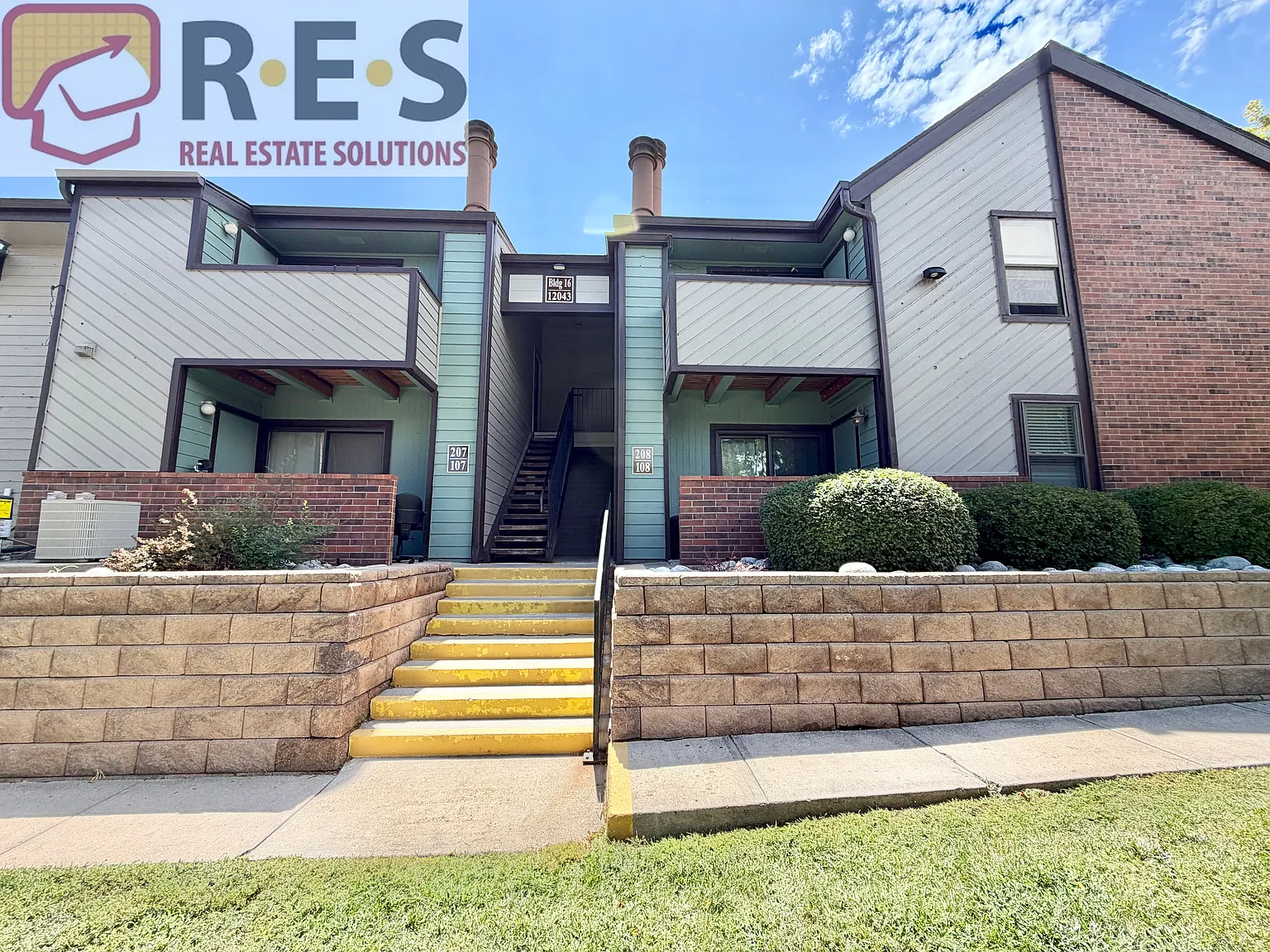 2 bed, 1125 sqft, $1,695 — Photo 1