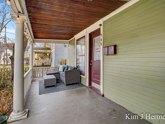 4th image of 946 Virginia St SE