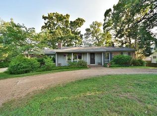 1051 Oak Glen Cir, Ballwin, MO