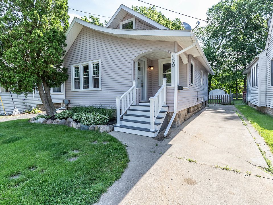 1st image of 600 N Hayford Ave
