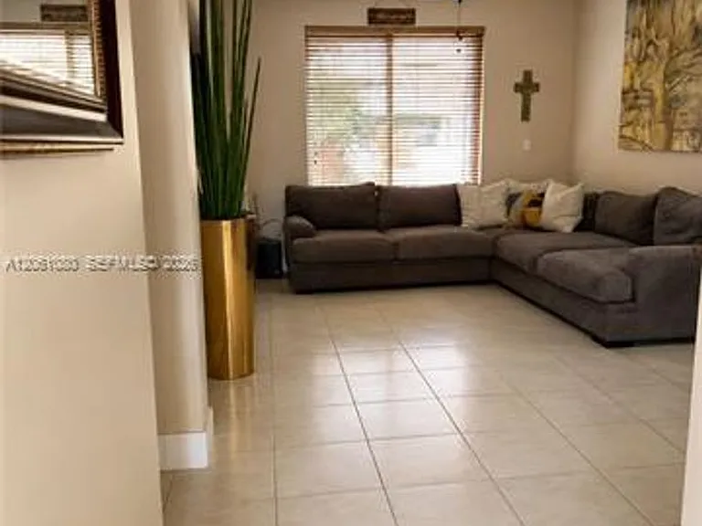 8688 SW 158th Pl #8688 — Photo 3