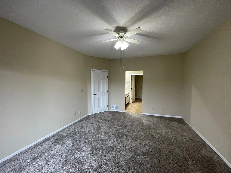 6538 Spring Brook Rd — Photo 14