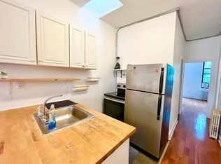 371 Menahan St #3D, Brooklyn, NY 11237