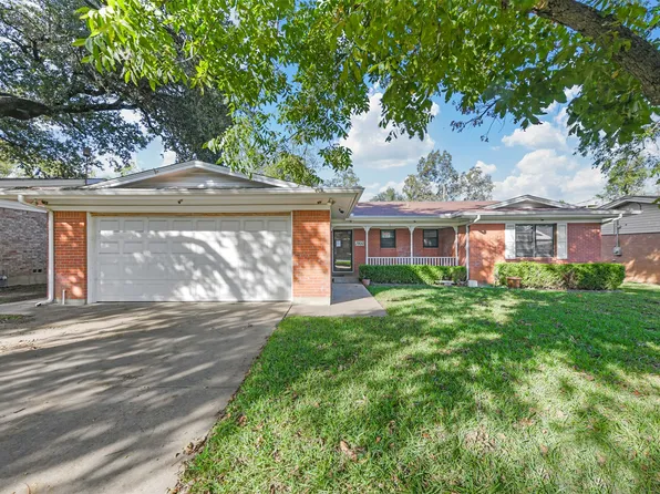 2800 Sadler Ave, Fort Worth, TX 76133