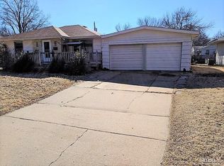 718 Martin Ave, Salina, KS 67401