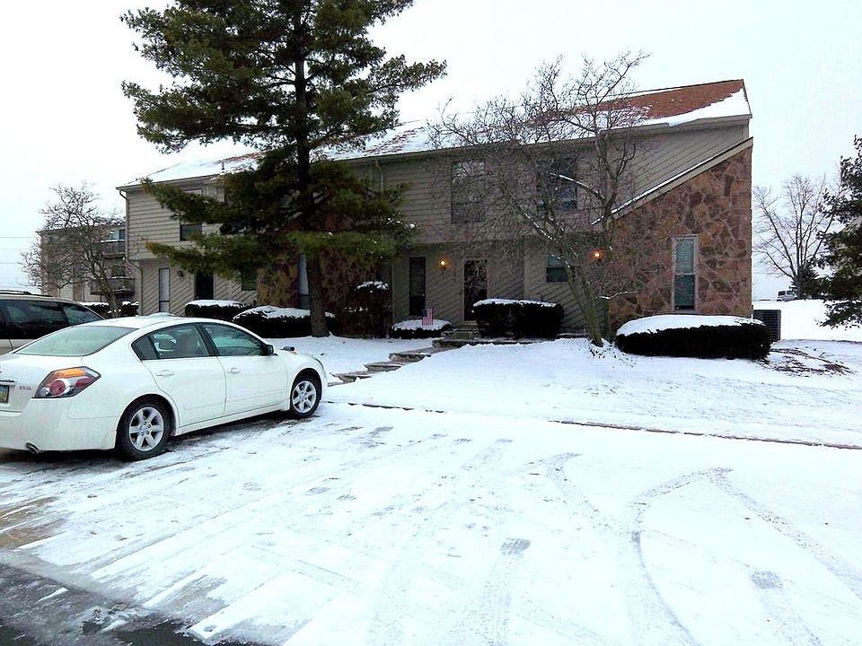 1st image of 4961 Dartmouth Ct #5-22
