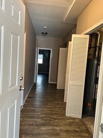 2nd image of 412 Liberty Ave #B
