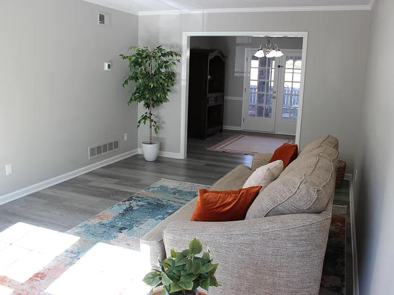 4841 Tower Rd #C — Photo 10