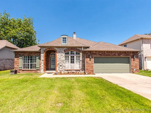 3708 W Detroit St, Broken Arrow, OK 74012