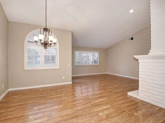 5th image of 11975 Prospect Hill Dr