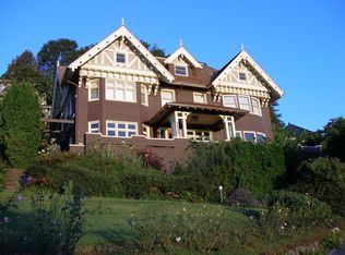 2636 NW Cornell Rd, Portland, OR 97210