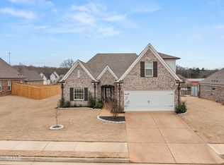 127 Magnolia Blossom Dr, Hernando, MS 38632