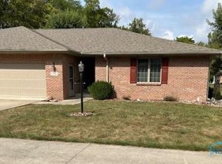 786 Miami Dr, Defiance, OH 43512