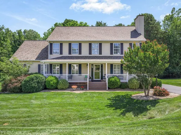 1441 Reynovia Dr, Charlottesville, VA 22902