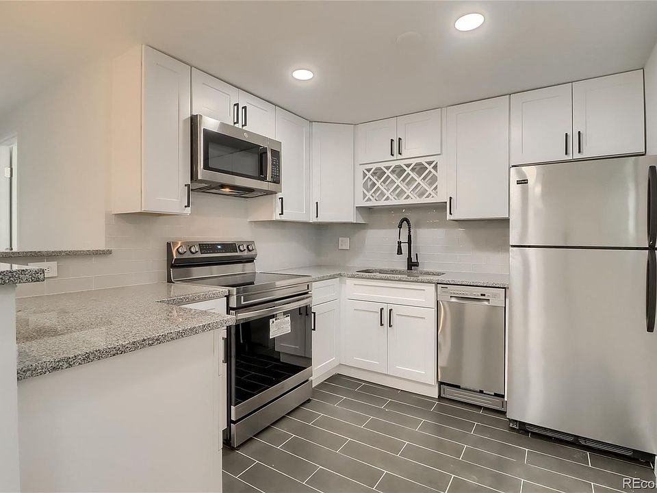 1st image of 985 N Corona St APT 103